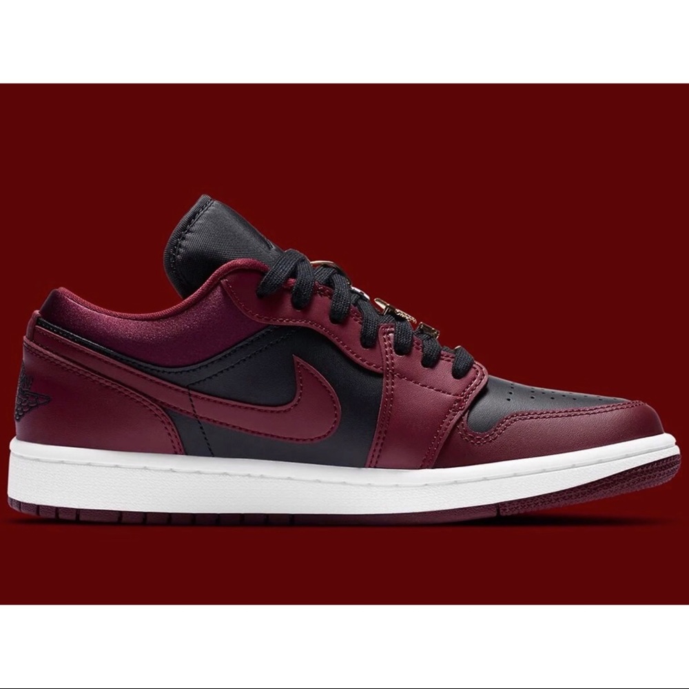 Nike Air Jordan 1 AJ1 Low SE - Picture 3 of 14